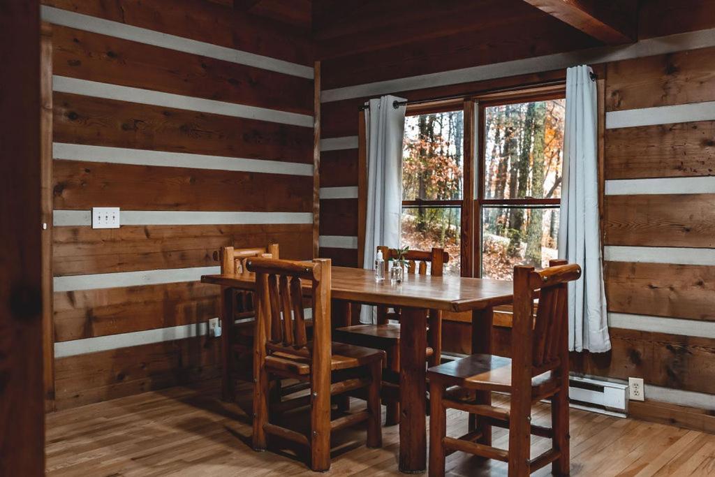 Deer Run Cabin At 36 North - Hot Tub Purlear Exterior photo